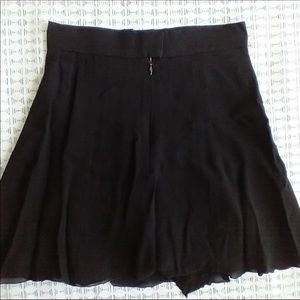 Silk (100%) authentic Chanel skirt size 34 -4-6 us size